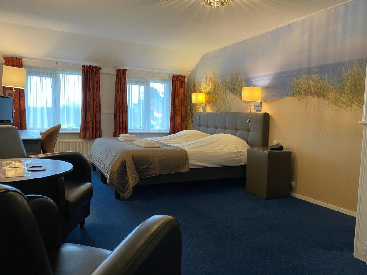 Hotel Cafe Restaurant Duinzicht Schiermonnikoog Bagian luar foto
