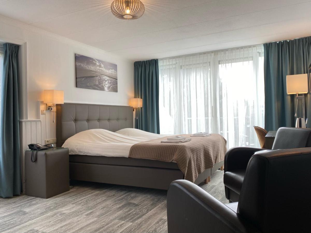 Hotel Cafe Restaurant Duinzicht Schiermonnikoog Bagian luar foto
