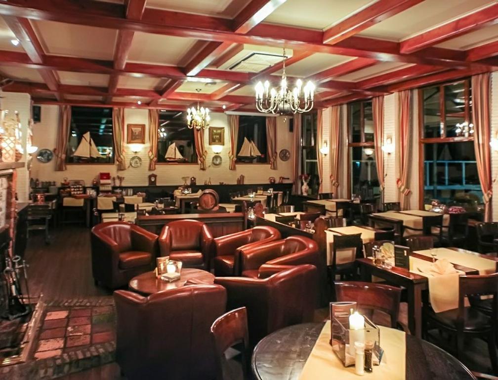 Hotel Cafe Restaurant Duinzicht Schiermonnikoog Bagian luar foto