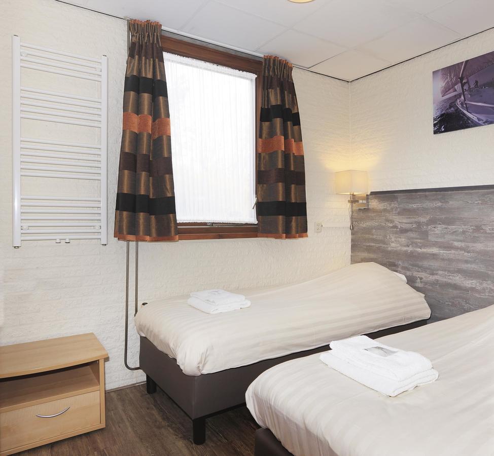 Hotel Cafe Restaurant Duinzicht Schiermonnikoog Bagian luar foto